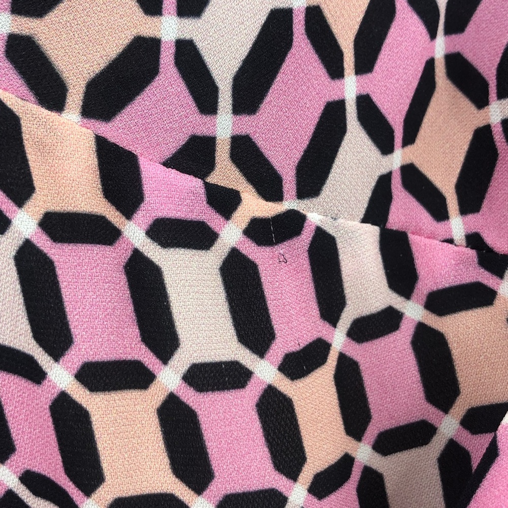 Elie Tahari Saxon Geometric Print Tie Waist Shirtdress Dress in Canyon Rose - Picture 9 of 9